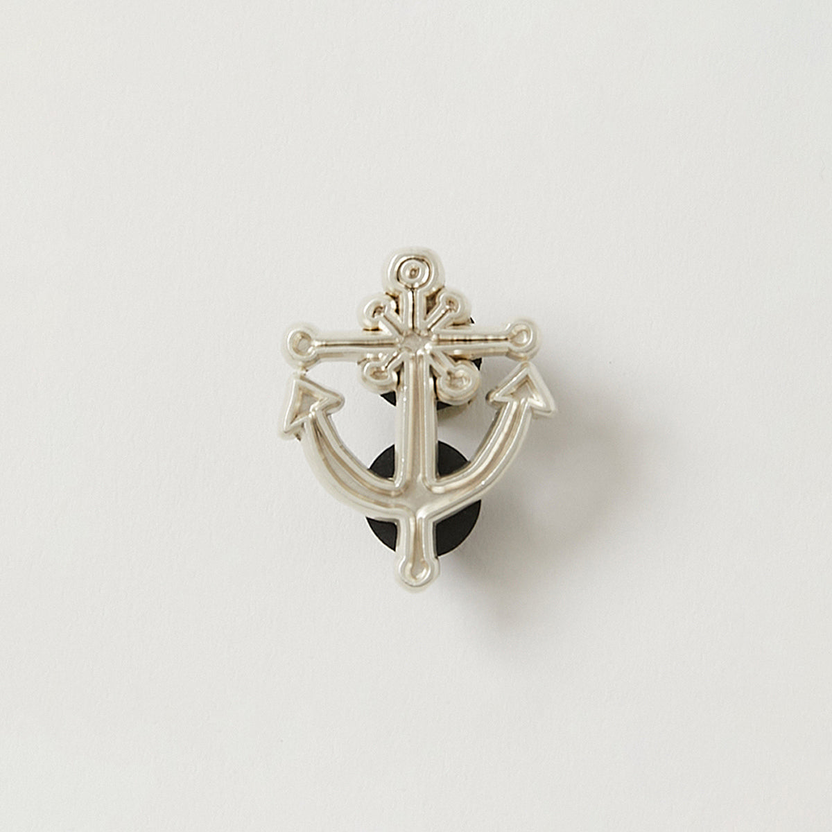 Anchor pin